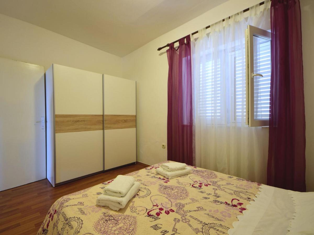 Apartment Katarina 2 - Sib155-1 By Interhome Бродарица Экстерьер фото